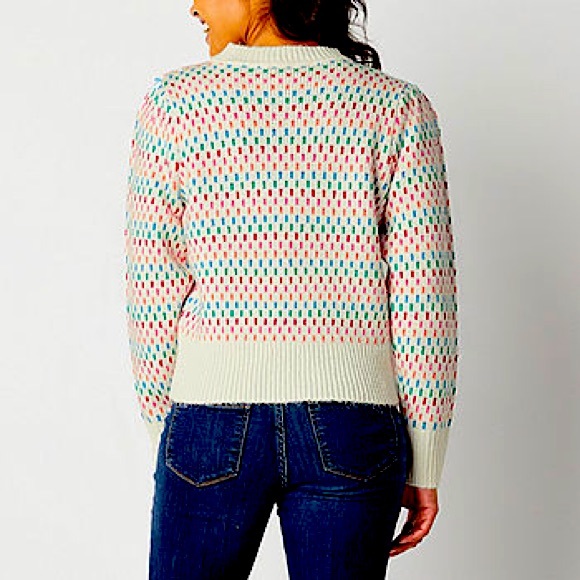 NWT St. John’s Bay Woman’s Crew Neck Long Sleeve Ivory Pullover Sweater Size M/P - Picture 2 of 8